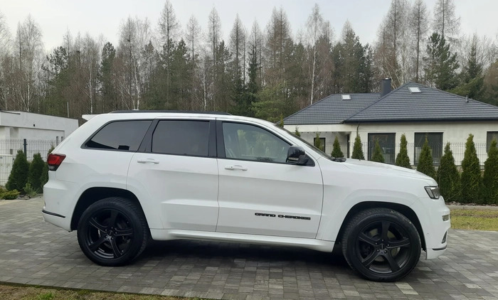 Jeep Grand Cherokee cena 159000 przebieg: 216318, rok produkcji 2020 z Libiąż małe 466